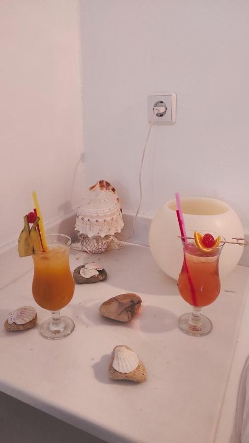 Lampi'S Dolphin Aparthotel Patmos Island Ngoại thất bức ảnh