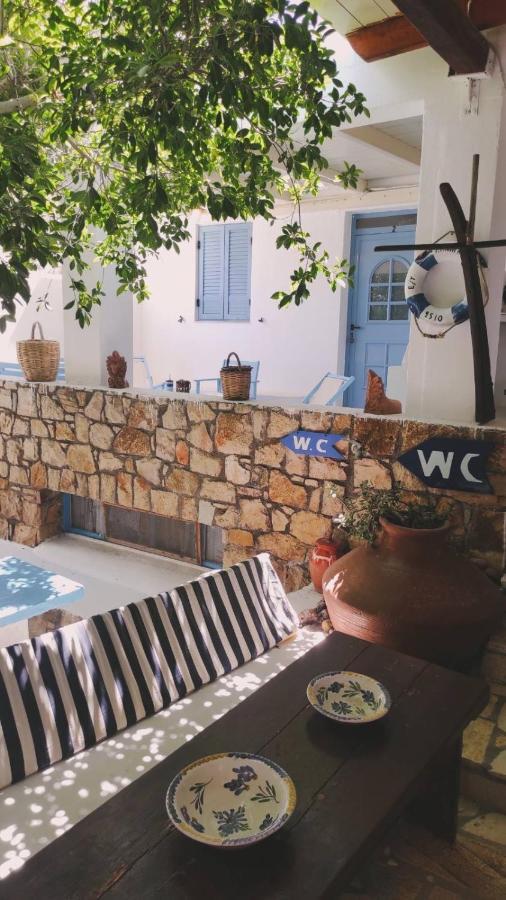 Lampi'S Dolphin Aparthotel Patmos Island Ngoại thất bức ảnh