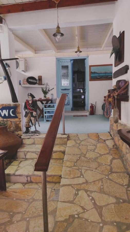 Lampi'S Dolphin Aparthotel Patmos Island Ngoại thất bức ảnh