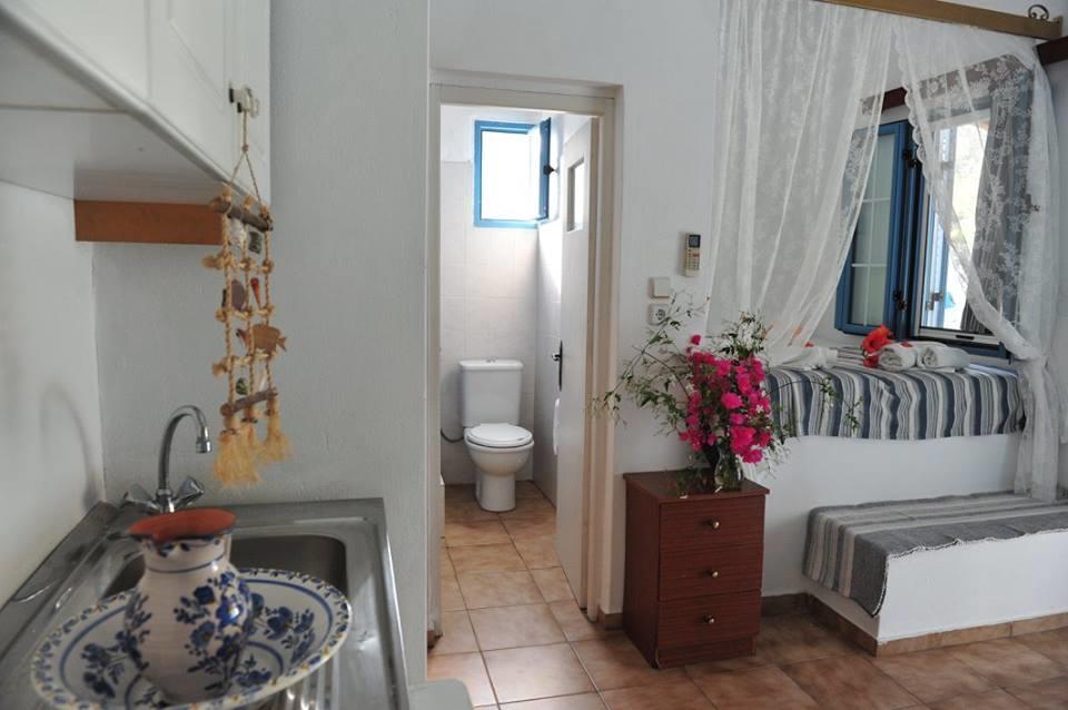 Lampi'S Dolphin Aparthotel Patmos Island Ngoại thất bức ảnh