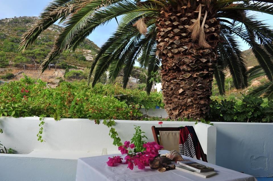 Lampi'S Dolphin Aparthotel Patmos Island Ngoại thất bức ảnh